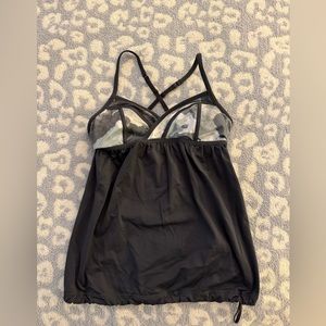 Lululemon tank with pads